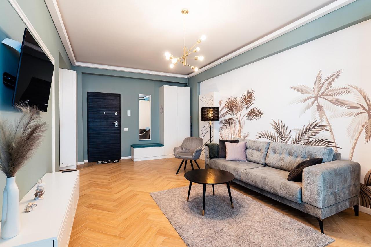 Tropical Vibes Suite Navodari Luaran gambar