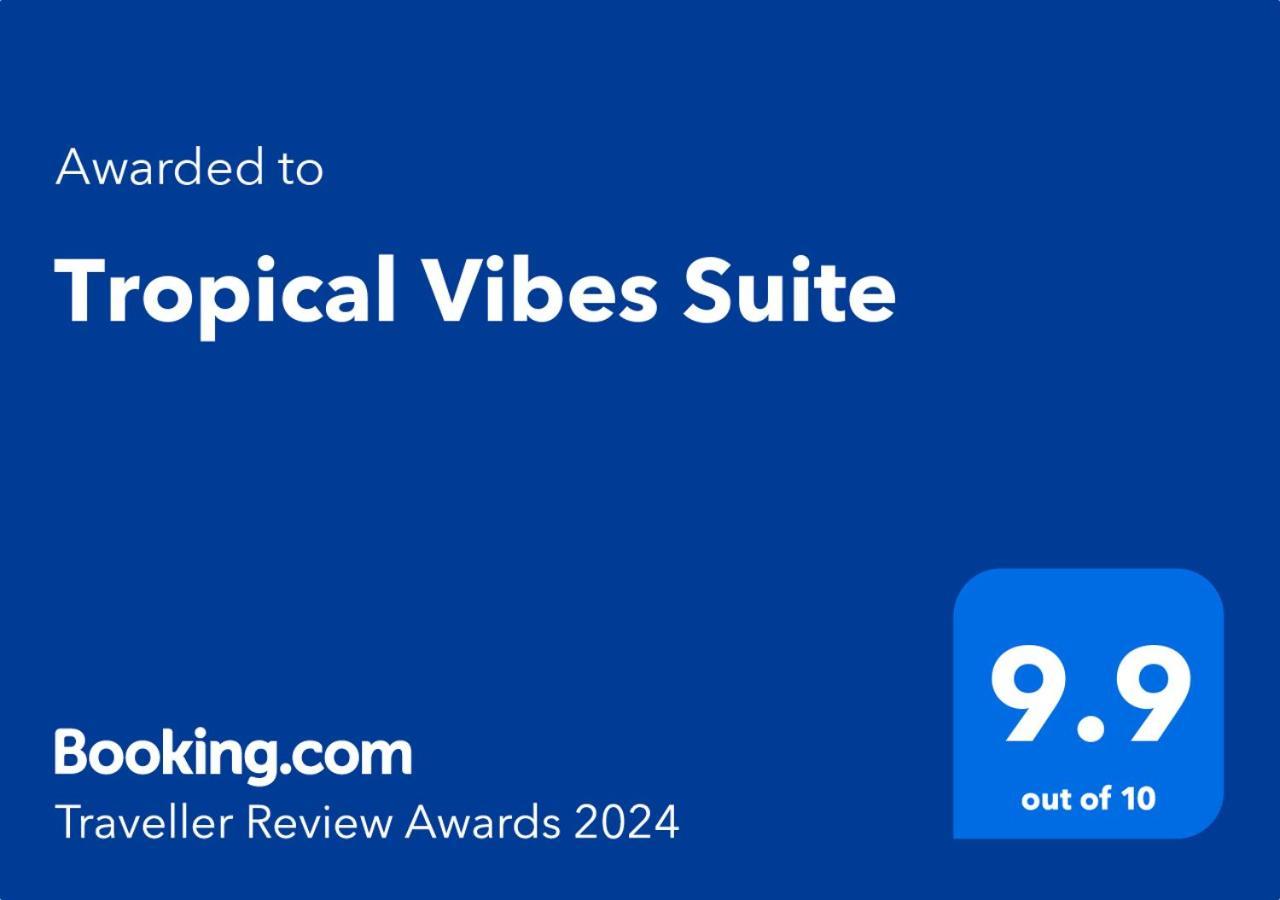 Tropical Vibes Suite Navodari Luaran gambar